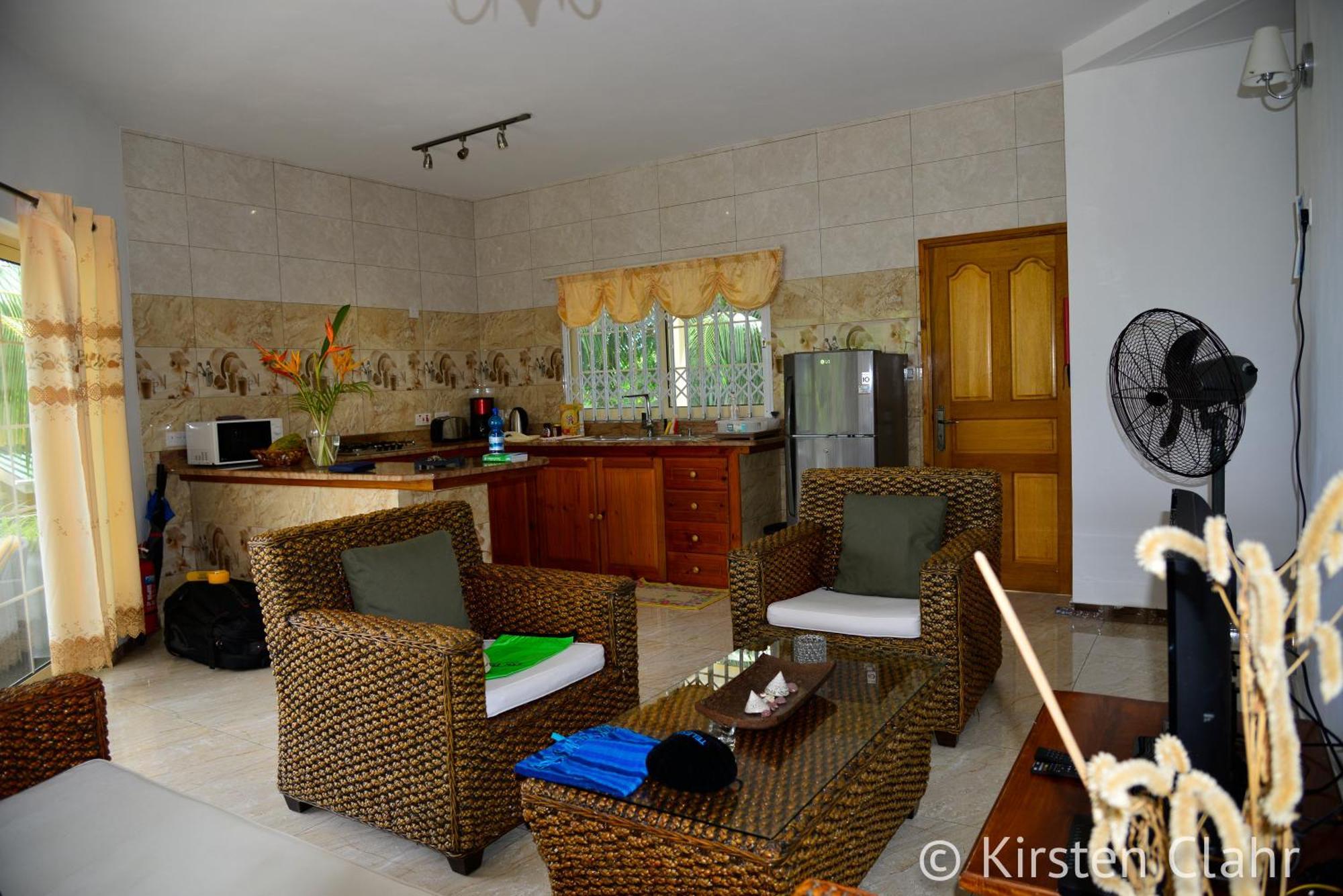 Korrine'S Cottage Horizon Beau Vallon  Extérieur photo